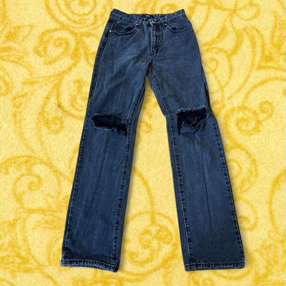 Distressed Straight Leg Jeans